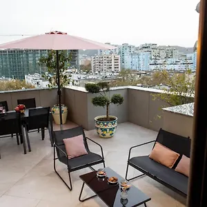 Terra'vista , Tirana Albanië