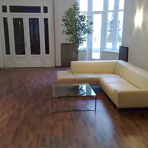Fashion Street Luxury Apartment Budapest